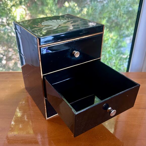 Vintage Otagiri Black Lacquer Jewelry Box with Mirror & Seashell Design - Picture 11 of 16